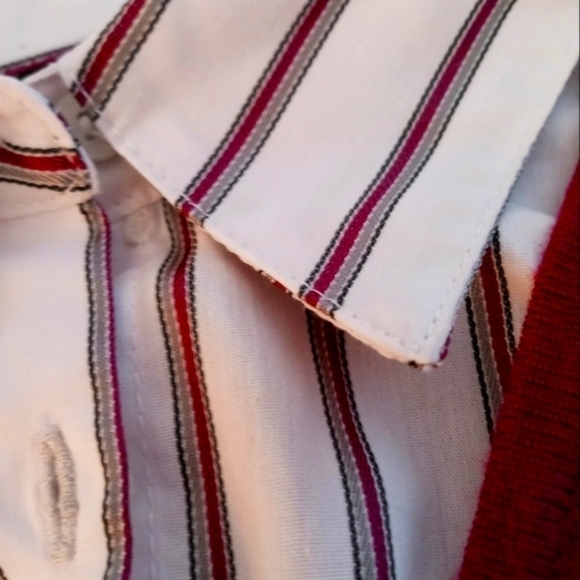 East 5th Berry/Purple Faux 2 Piece Long Sl Sweater With Shirt Insert Sz Lg Nwt - Picture 7 of 8